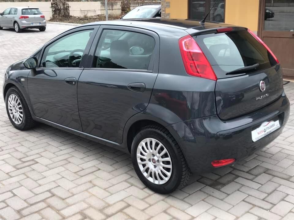 Fiat Punto 1.3 MJT II S&S 95 CV 2017 Street