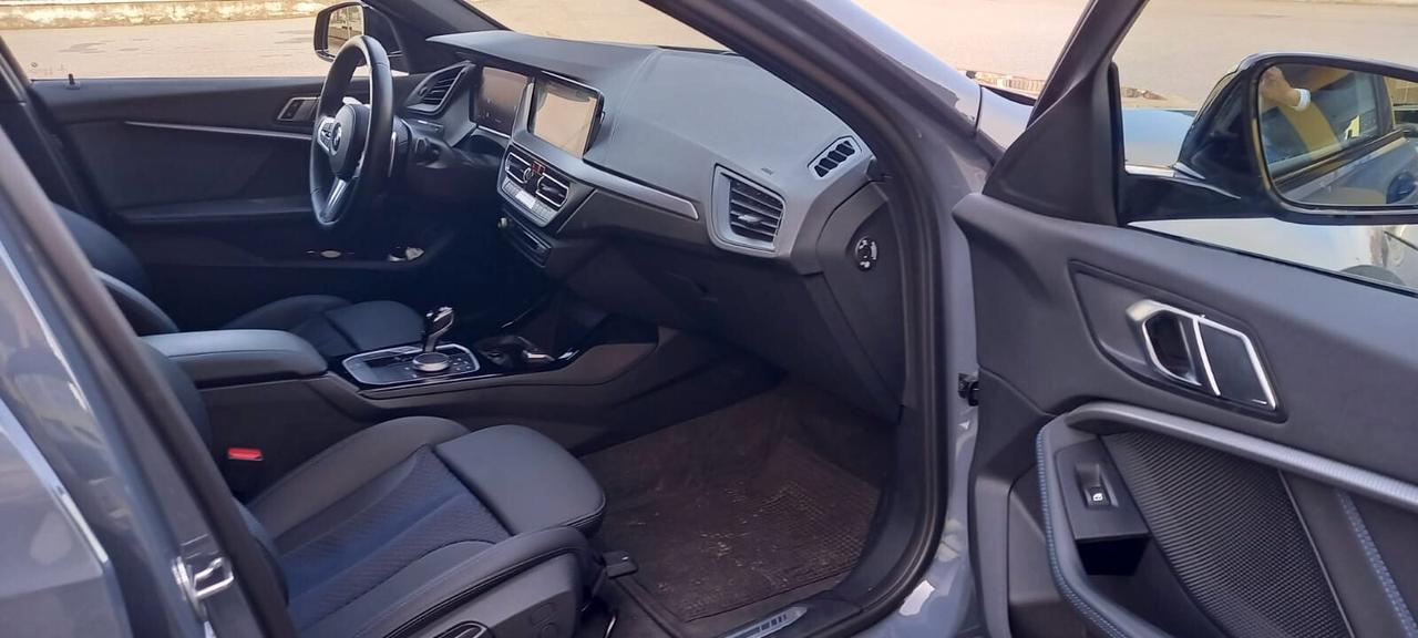 Bmw Serie 1 Mod. 118 M Sport CC. 2.000 Turbodiesel CV. 150 Euro 6D Trazione Anteriore 5 Porte 5 Posti CON IVA ESPSTA SOLO 36.250 KM....!!!