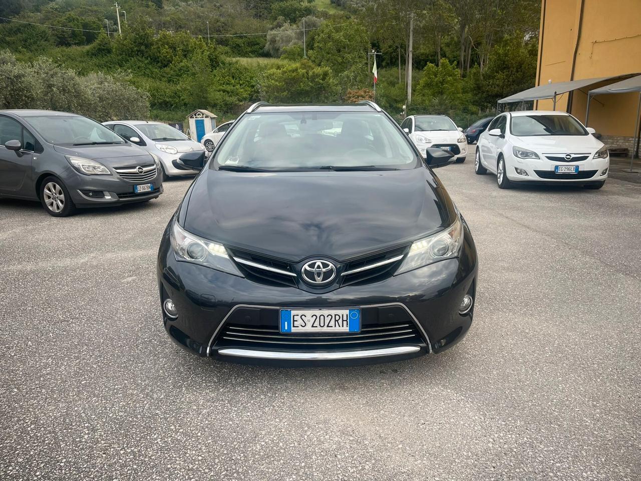 Toyota Auris 1.4 D-4D Lounge
