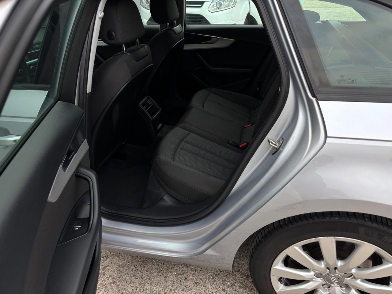 Audi A4 Avant 2.0 TDI S tronic. Garanzia 12 mesi
