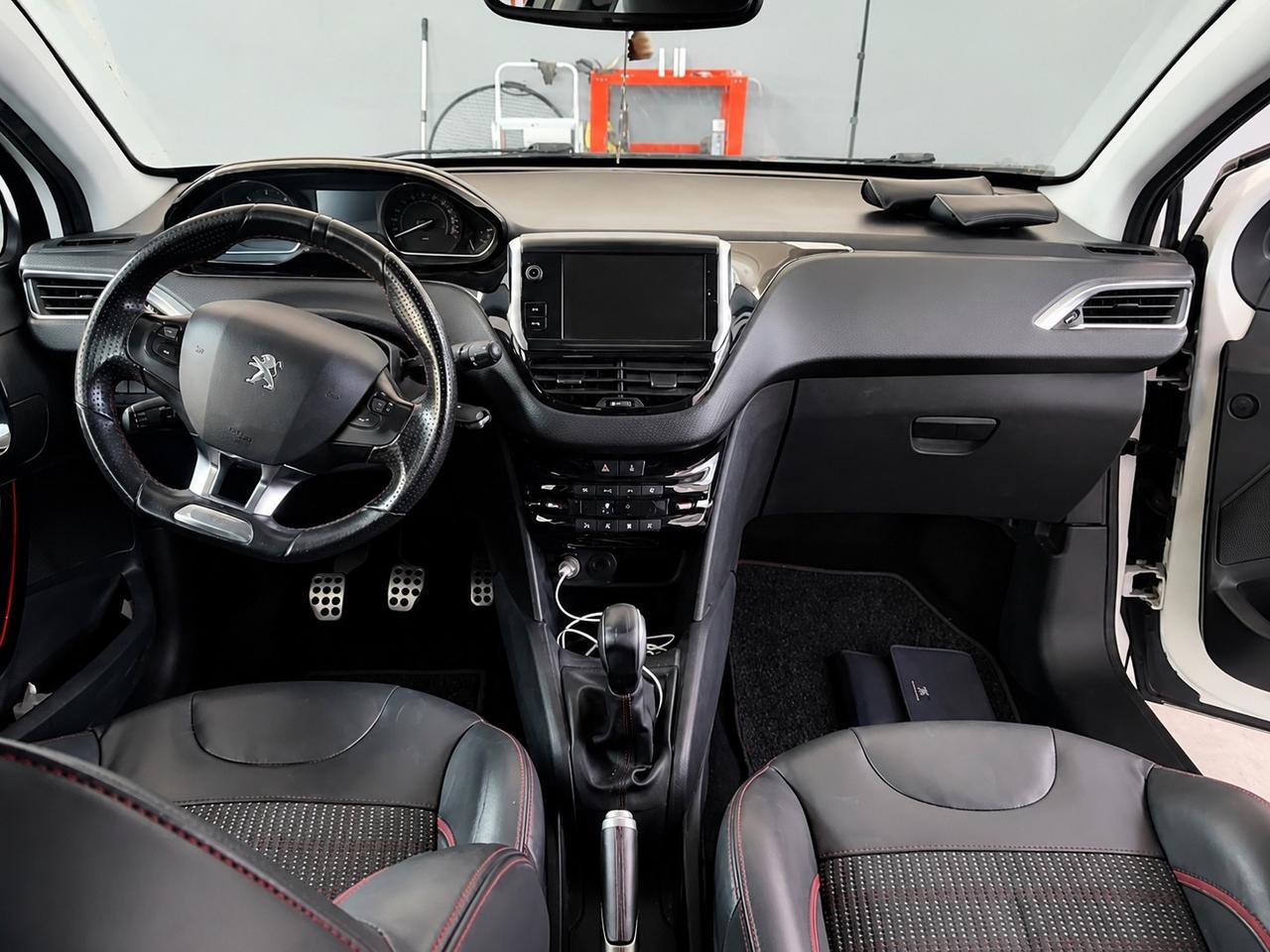 Peugeot 208 BlueHDi 100 3 porte GT Line