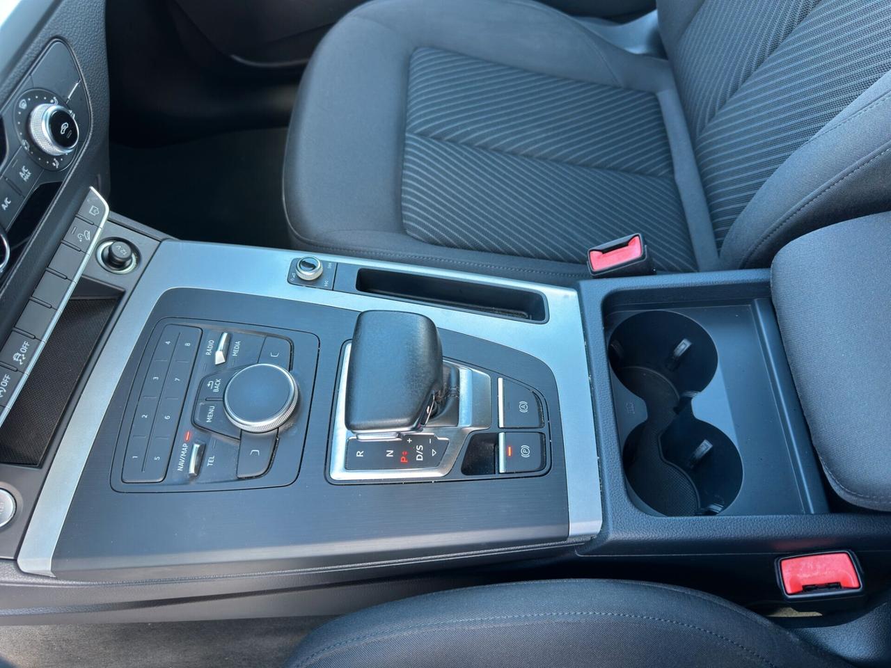 Audi Q5 2.0 TDI quattro S tronic Business