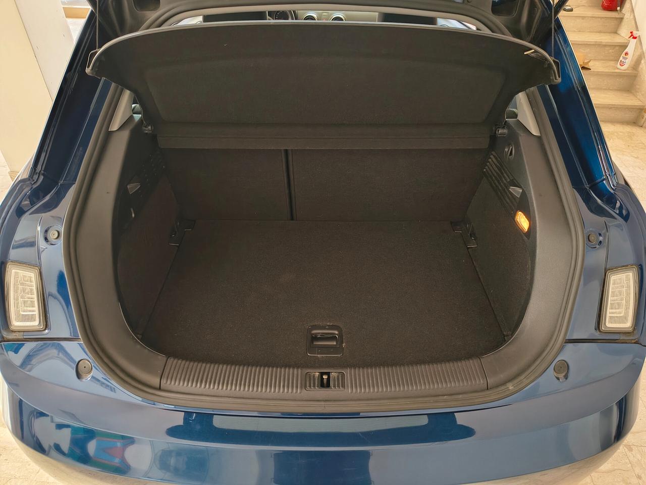 AUDI A1 1.6 TDI AMBITION "TENUTA BENISSIMO"