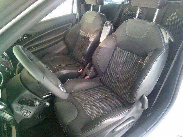 DS AUTOMOBILES DS 3 1.6 HDi 110 Sport Chic