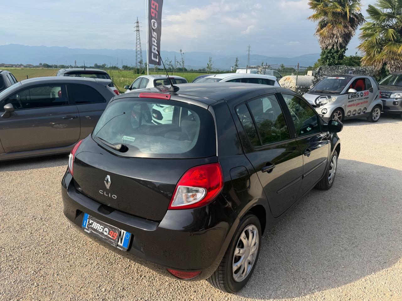 Renault Clio 1.2 16V 5 porte Dynamique