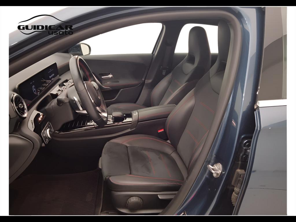 Mercedes-Benz Classe A - W177 2018 - A 200 d Premium Night edition auto