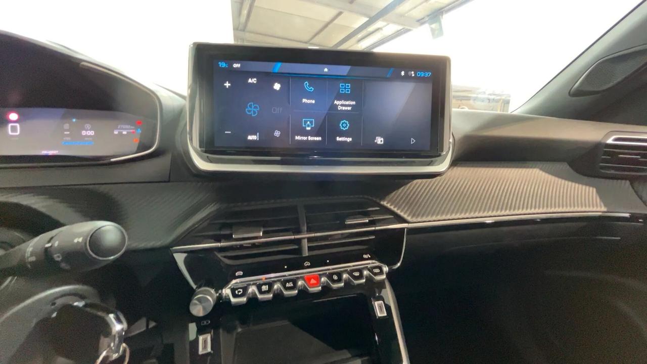 Peugeot 2008 PureTech 100 S&S Allure