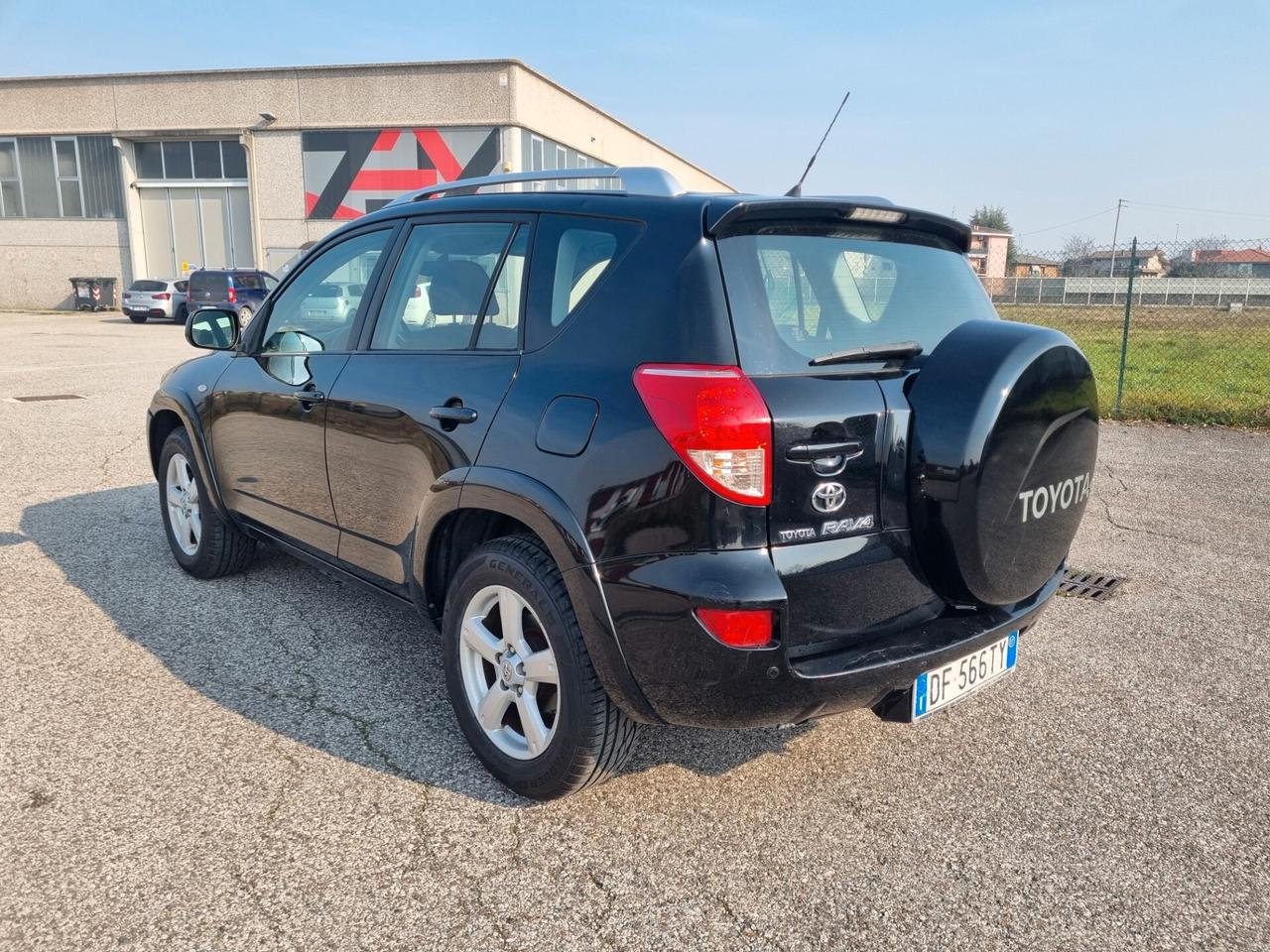 Toyota RAV 4 RAV4 2.2 D-4D 177 CV Luxury