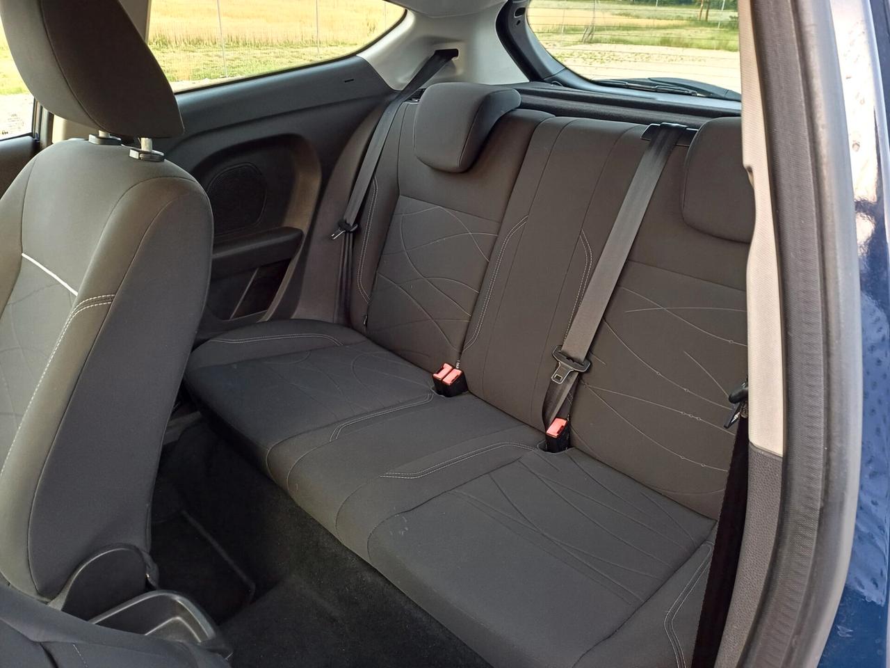 Ford Fiesta 1.4 3p. Bz.- GPL Titanium