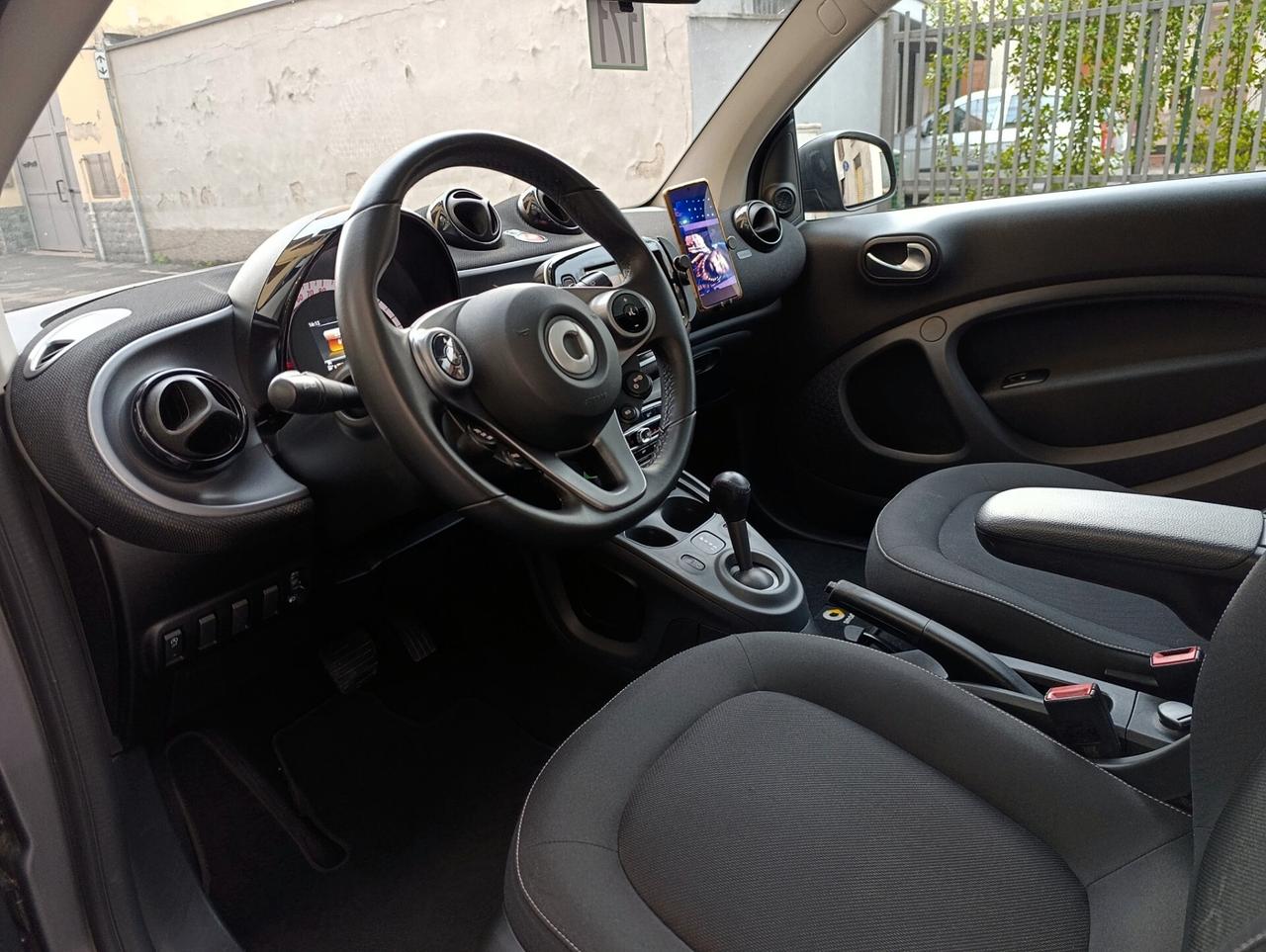 Smart ForTwo 90 0.9 Turbo twinamic Passion Nero e Opaco Navi full