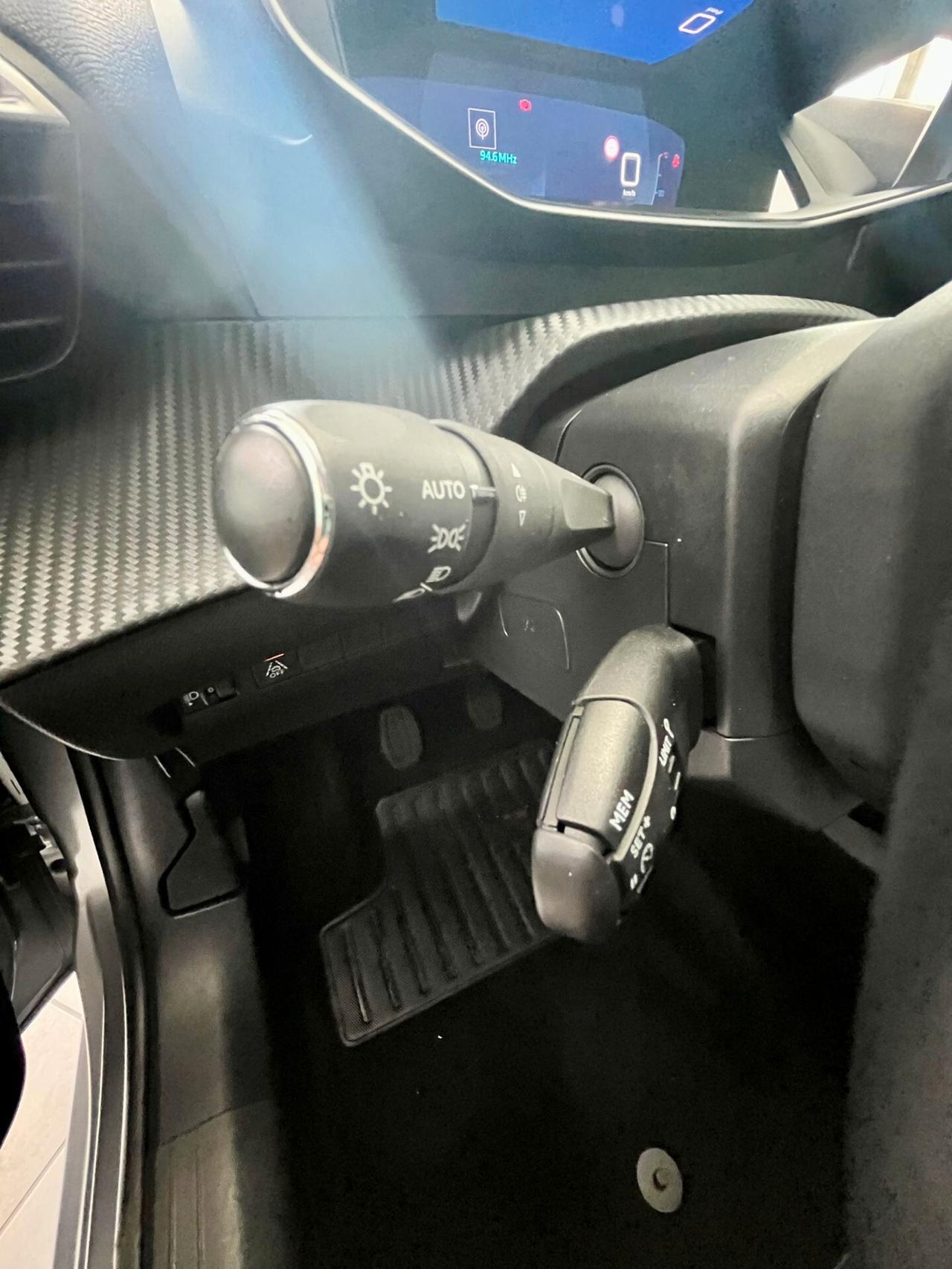 Peugeot 208 PureTech 100 Stop&Start EAT8 5 porte Allure