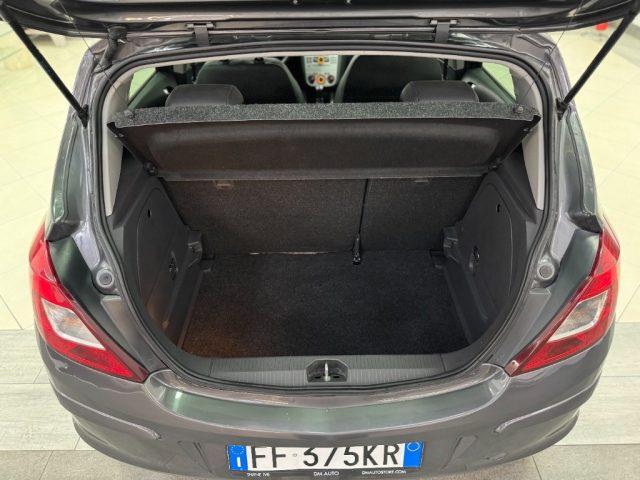 OPEL Corsa 1.2 5 porte Sport