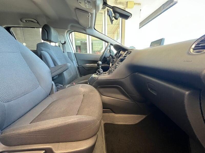 Peugeot 5008 1.6 vti 16v Access (premium) 120cv
