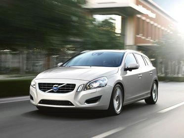 VOLVO V60 D3 Geartronic Kinetic