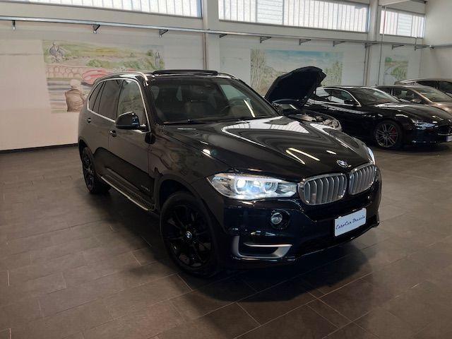 BMW X5 xDrive25d Experience - TETTO - HARMAN-KARDON- PEDANE - SEDILI ELETTR - FULL OPT -