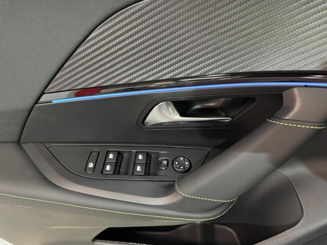 PEUGEOT 2008 Hybrid 136CV e-DCS6 GT
