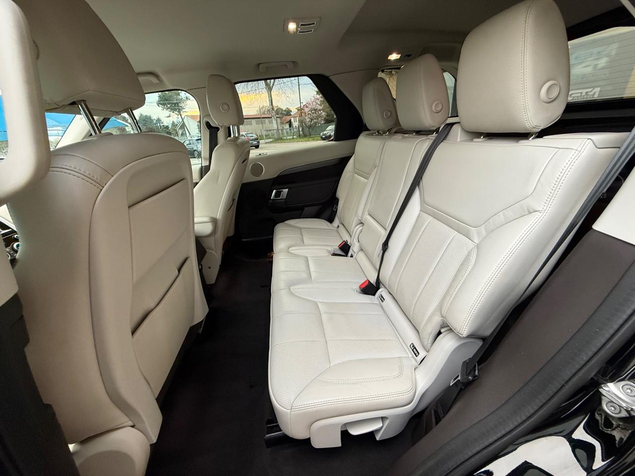 Land Rover Discovery 5 - 2.0 SD4 240 CV HSE