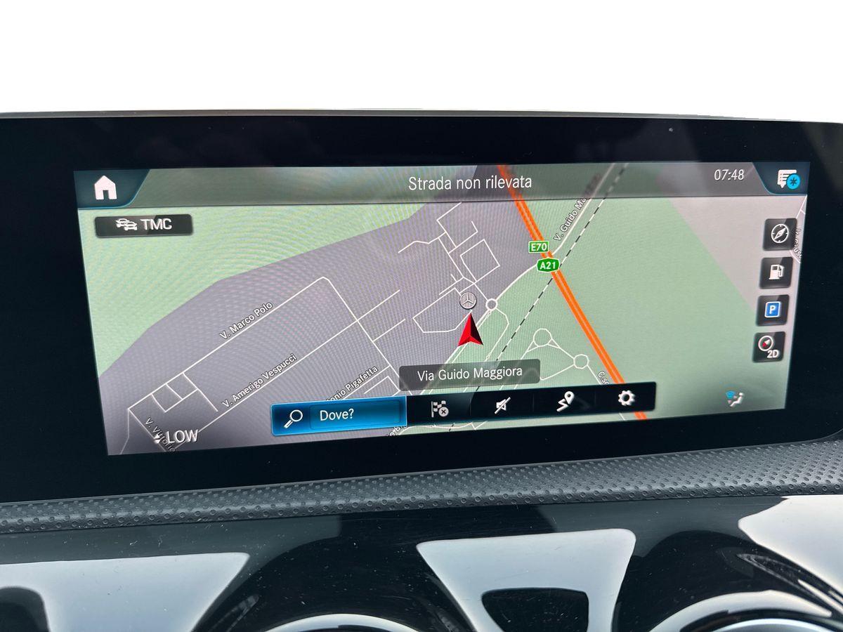 Mercedes-Benz Classe A - W177 2018 - A 180 d Sport auto