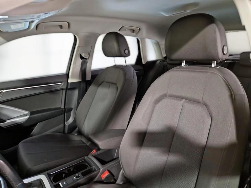 AUDI Q3 35 TDI S tronic Business