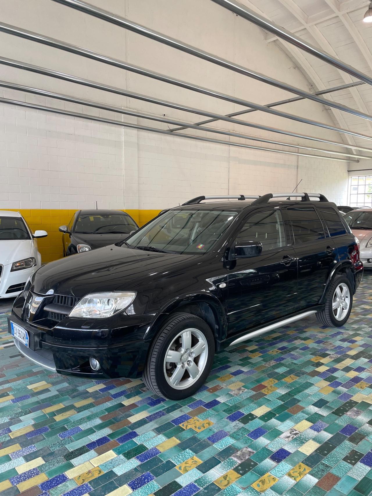 Mitsubishi Outlander 2.0i 16V 4WD