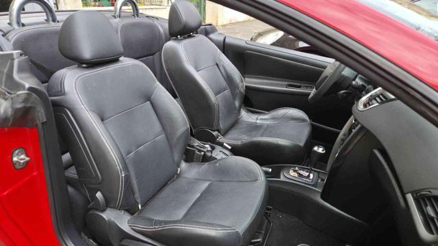 PEUGEOT 207 1.6 VTi 120CV CC aut. Féline