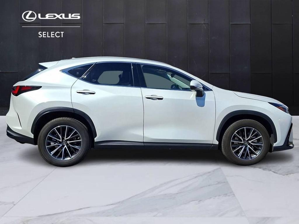 Lexus NX 2.5 Hybrid Premium 4WD e-CVT