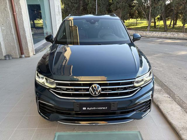 VOLKSWAGEN Tiguan 2.0 TDI 150 CV SCR DSG R-Line CERCHI DA 20''