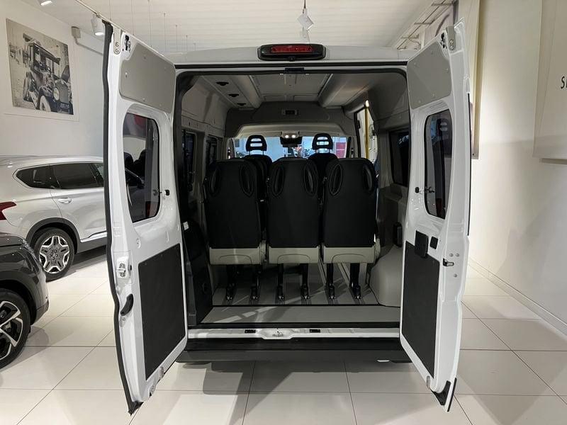 FIAT Ducato Ducato 35 2.2 Mjt 180CV 9 posti Flex Floor