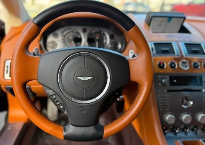Aston Martin DB SPETTACOLARE DB9 Volante Touchtronic cabrio garanzia