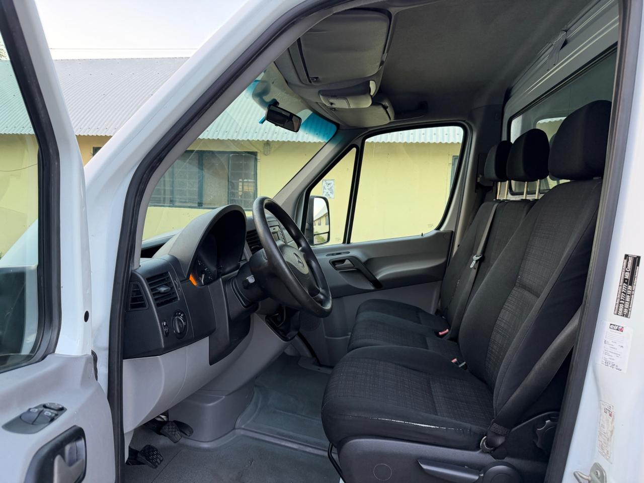 Mercedes Benz Sprinter 414 CDI con Sponda - 2017
