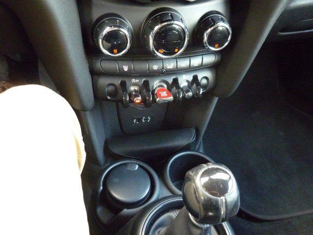 MINI Cooper 1.5 5 porte