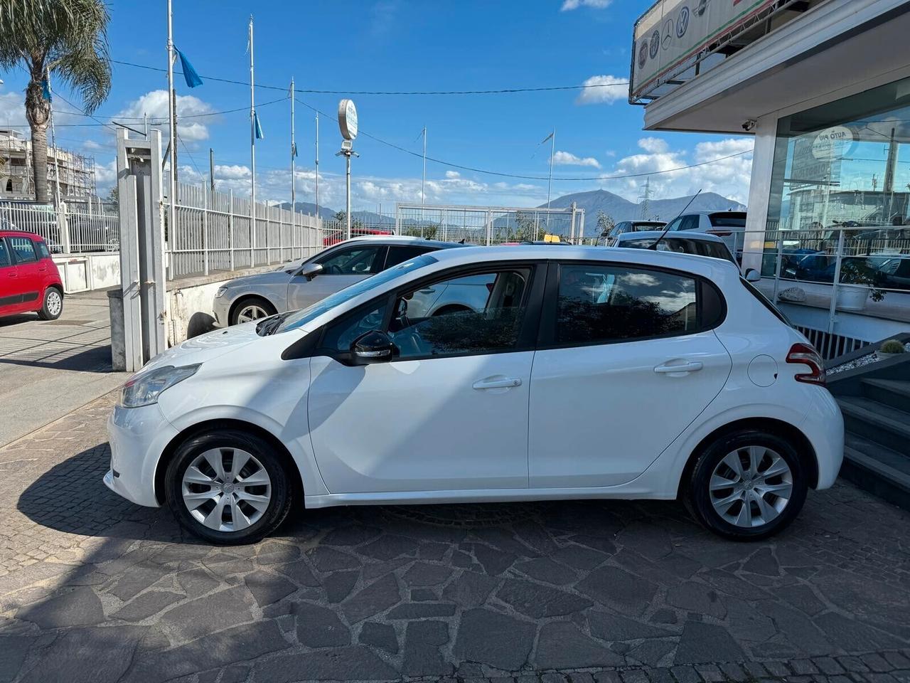 Peugeot 208 1.2 VTi 82 CV 5 porte Active