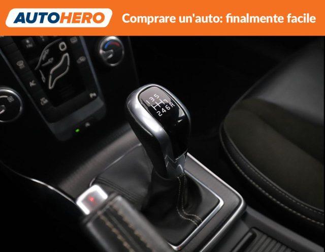 VOLVO V40 D2 R-design