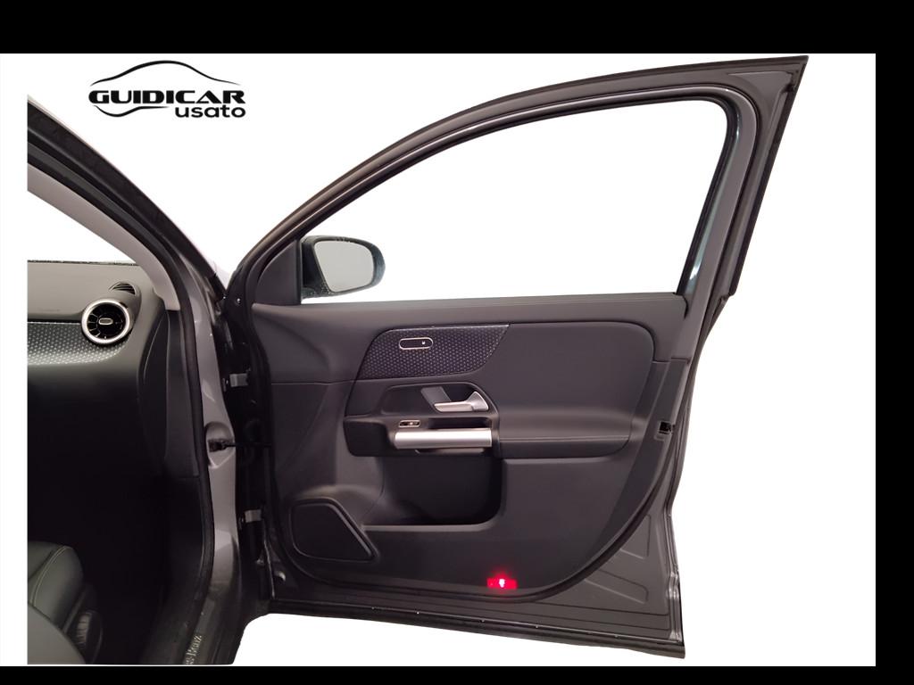 Mercedes-Benz GLA-H247 2023 - GLA 200 d Progressive Advanced auto