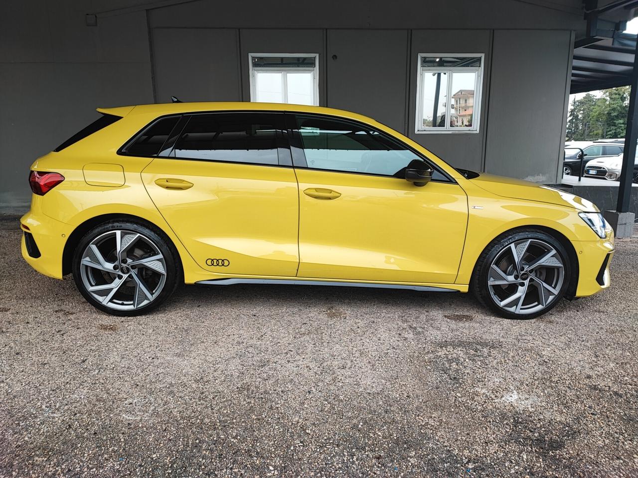 Audi A3 SPB 40 TDI quattro S tronic line edition