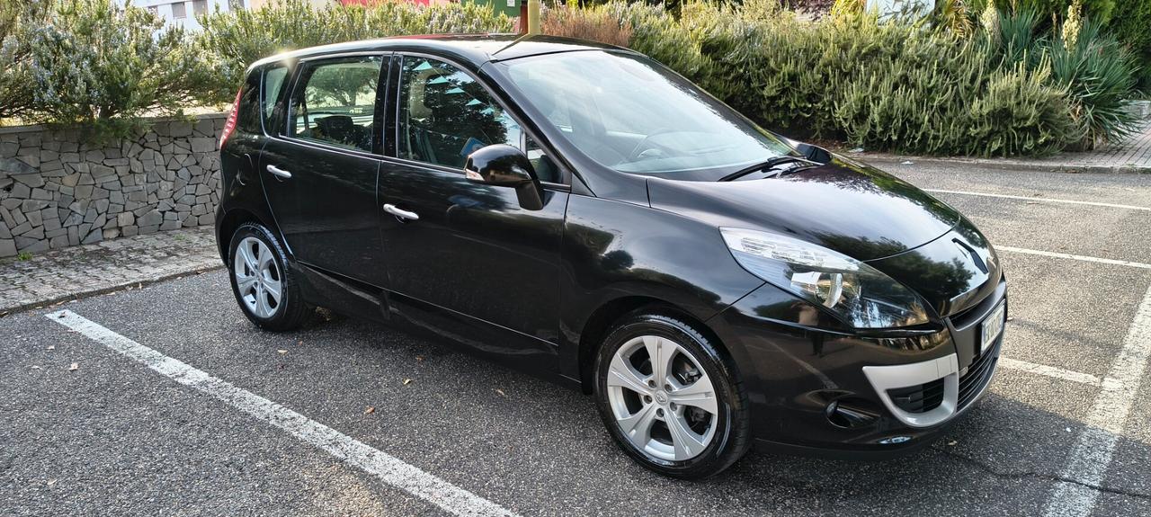 Renault Scenic Scénic X-Mod 1.5 dCi 110CV Luxe