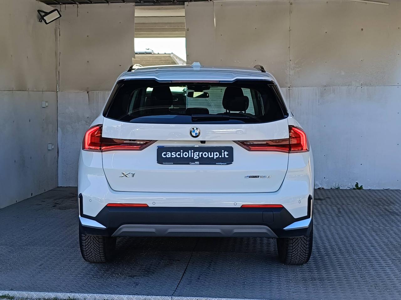 BMW X1 U11 - X1 sdrive18d X-Line auto