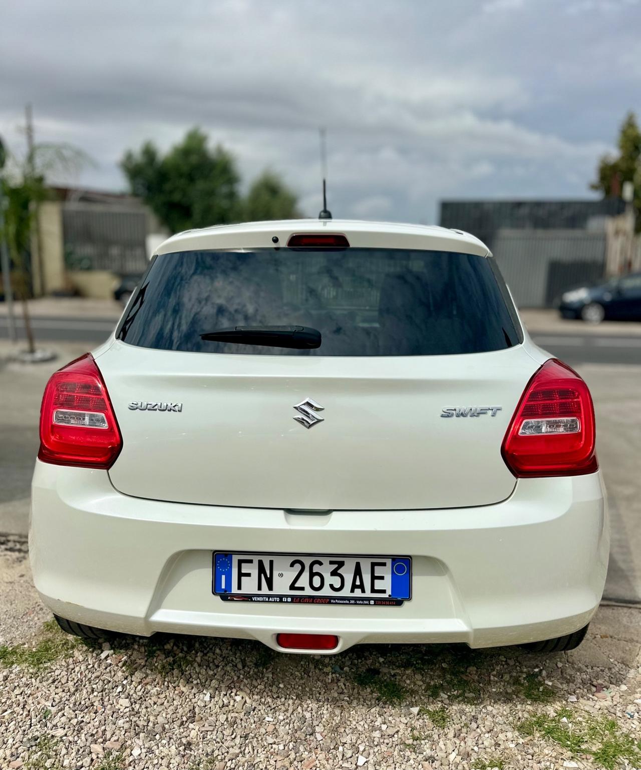Suzuki Swift 1.0 Cambio Automatico Per Neopatentati