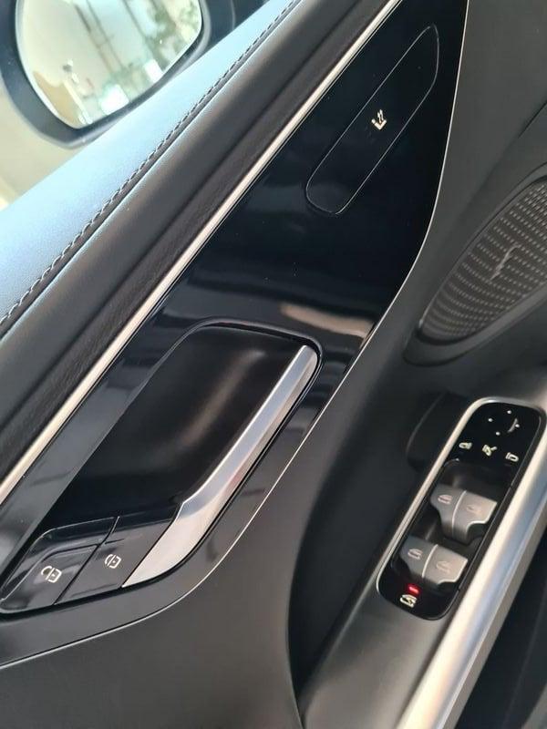 Mercedes-Benz Classe C C 220 d 4MAT AMG Line PREMIUM