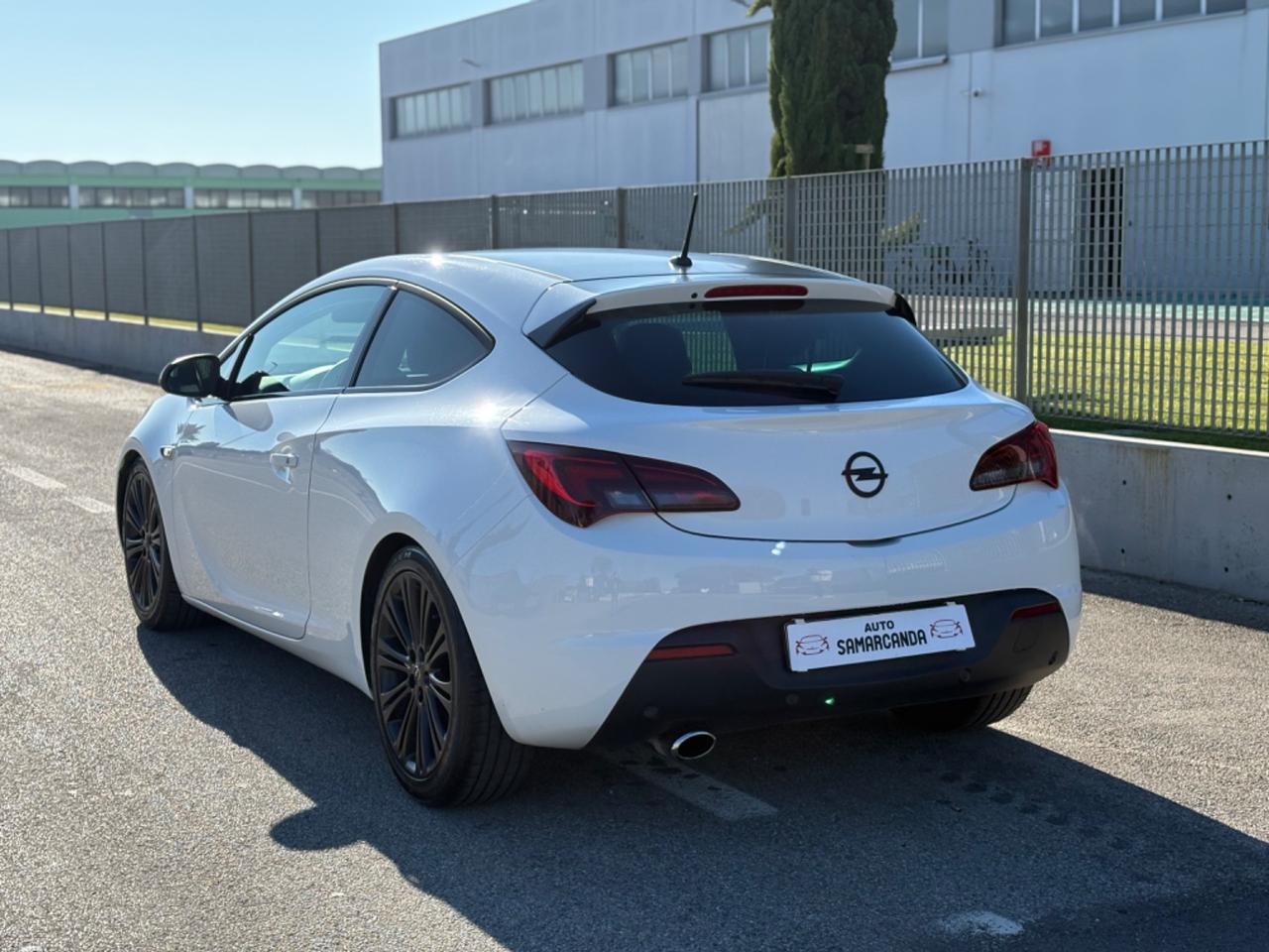 Opel Astra 1.7 CDTI 130CV GTC 2013 Euro 5