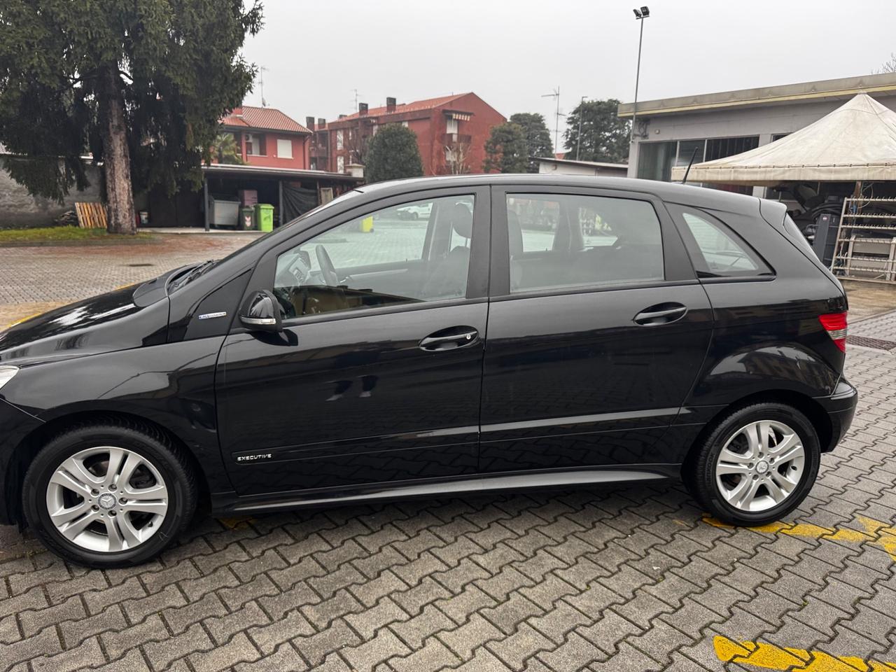 Mercedes-benz B 180 BlueEFFICIENCY neopatentati