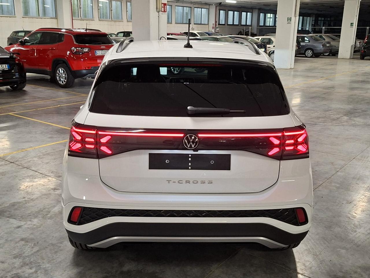 Volkswagen T-Cross 1000 TSI 116CV R-Line Plus Km.0