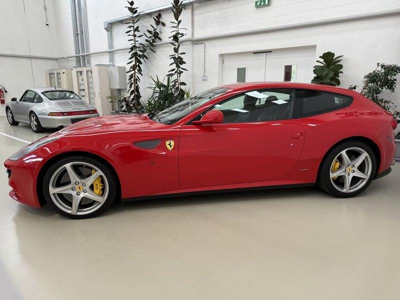 Ferrari FF FF DCT - Sollevatore