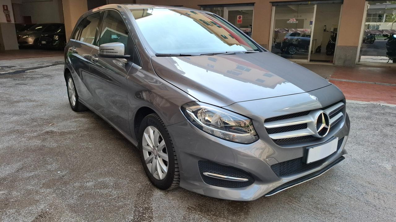 Mercedes-benz B 180 d Automatic Premium