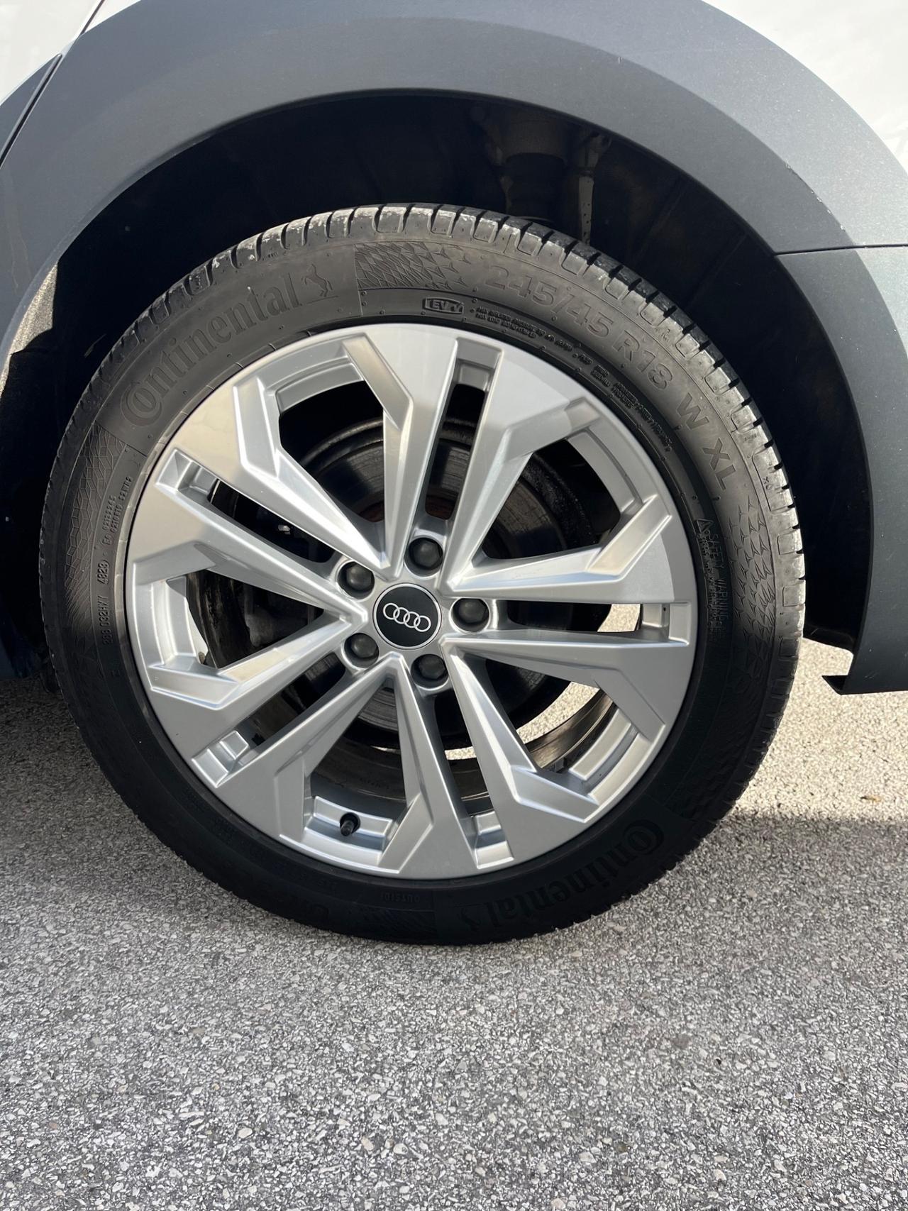 Audi A4 allroad 40 TDI 204 CV S tronic Identity Contrast