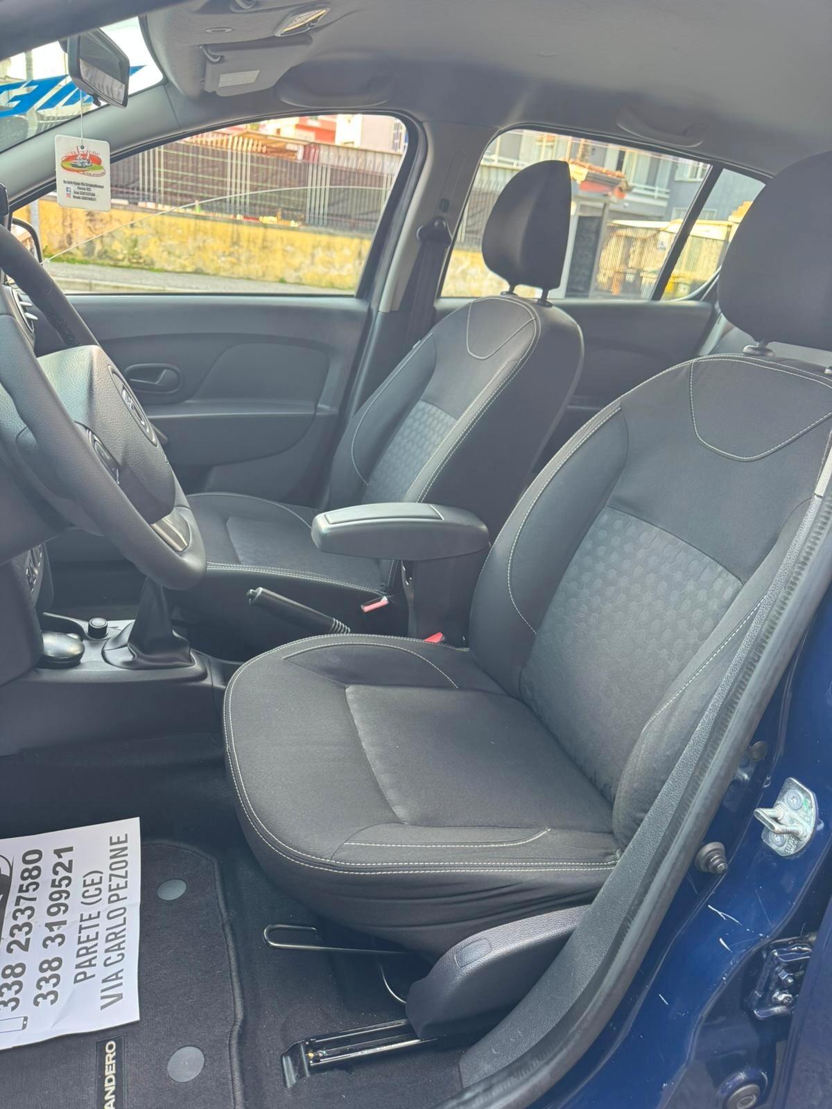 Dacia Sandero 1.2 75CV Lauréate METANO