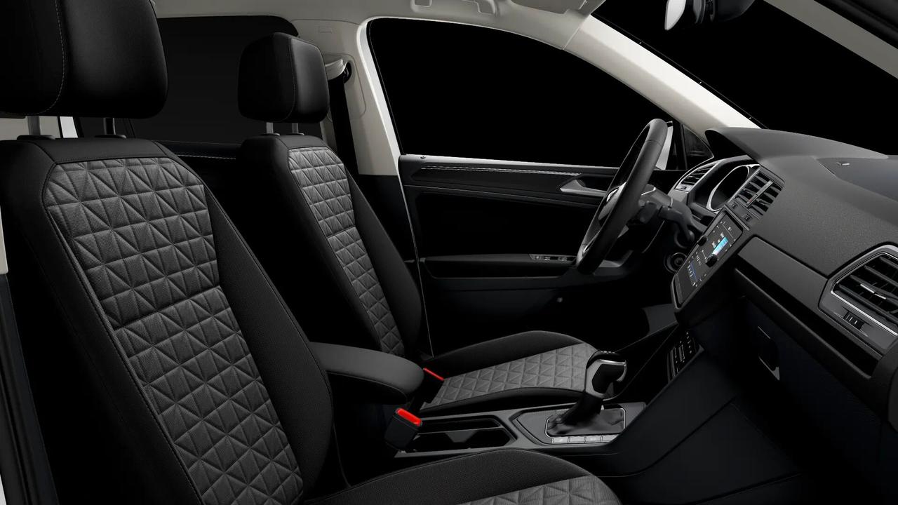 VOLKSWAGEN TIGUAN 2.0 TDI LIFE DSG IN ARRIVO