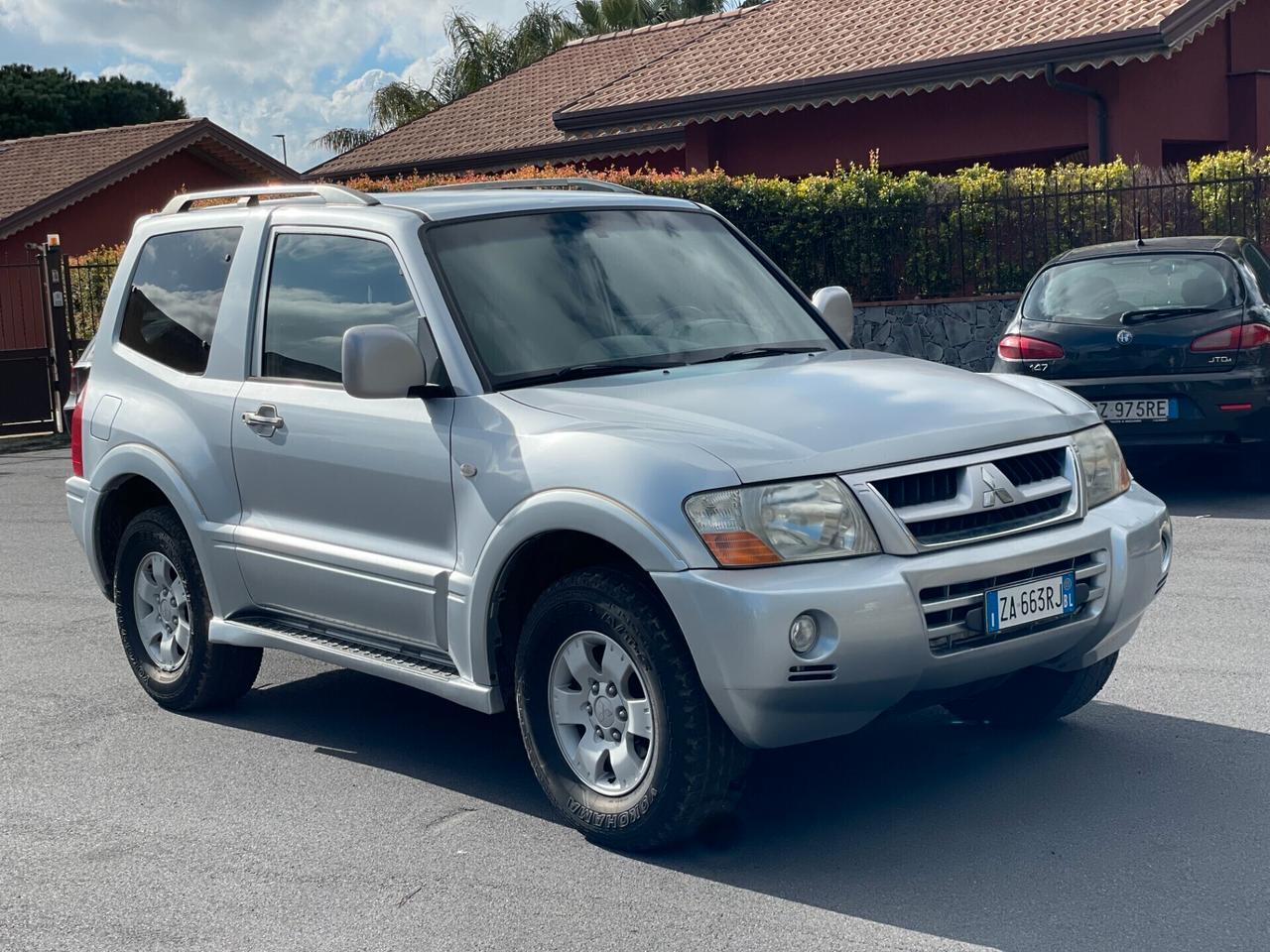 Mitsubishi Pajero 3.2 16V DI-D 3p. aut. Intense