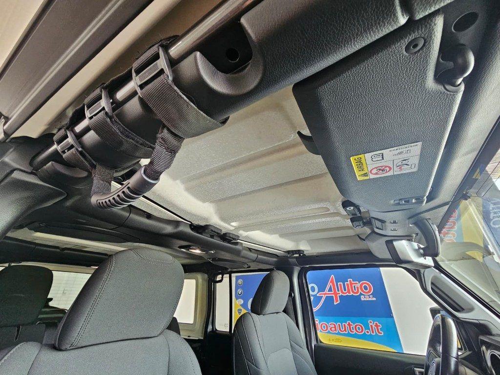 Jeep Wrangler Unlimited 2.2 Mjt II Night Eagle