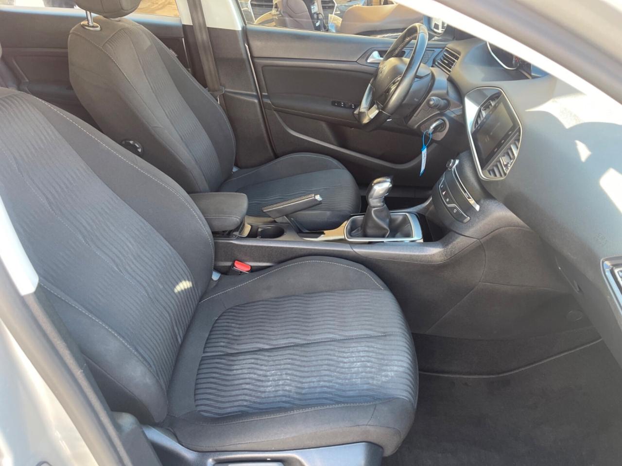 Peugeot 308 BlueHDi 120 S&S SW Business